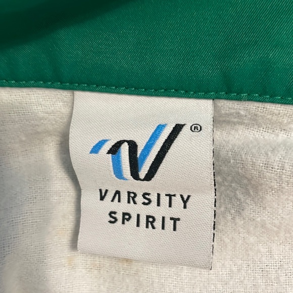 Varsity Spirit Women’s cheerleading jacket paragraph green with gold letters - Picture 16 of 16